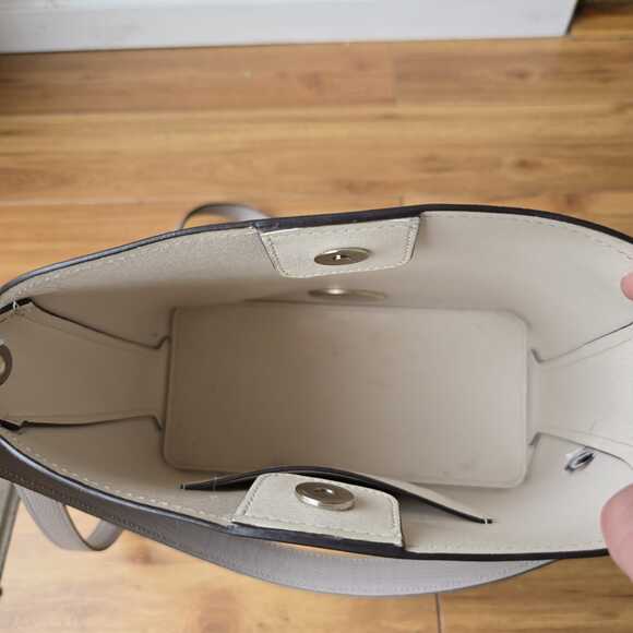 Kate Spade Beige Crossbody Bag - Picture 6 of 10